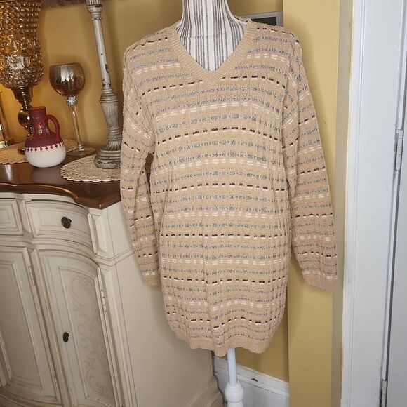 Liz Claiborne women's vneck long sweater women's size L - Picture 1 of 5